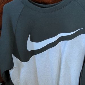 Nike fleece sweatshirt